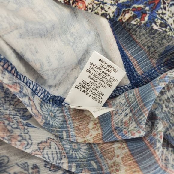 Croft & Barrow Women's Blouse, Floral Multi-colored, 1X - Picture 11 of 12